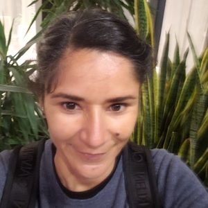 Meet your Posher, Elena rebeca